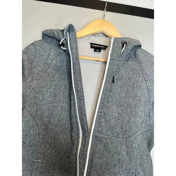 Kirkland signature full zip fleece lined sz MEDIUM soft shell jacket coat hood - Picture 5 of 6